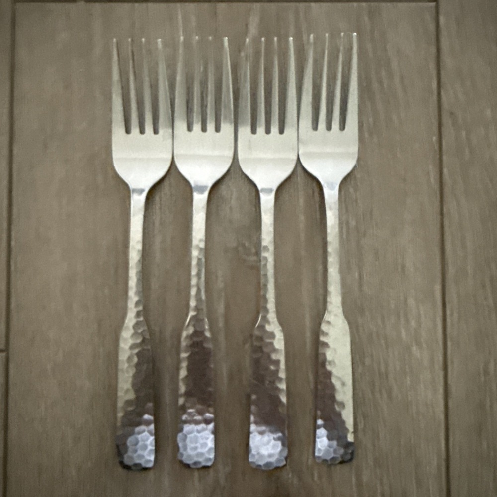4 Stanley Roberts PLYMOUTH‎ COVE HAMMERED Stainless Colonial Rogers Dinner Forks